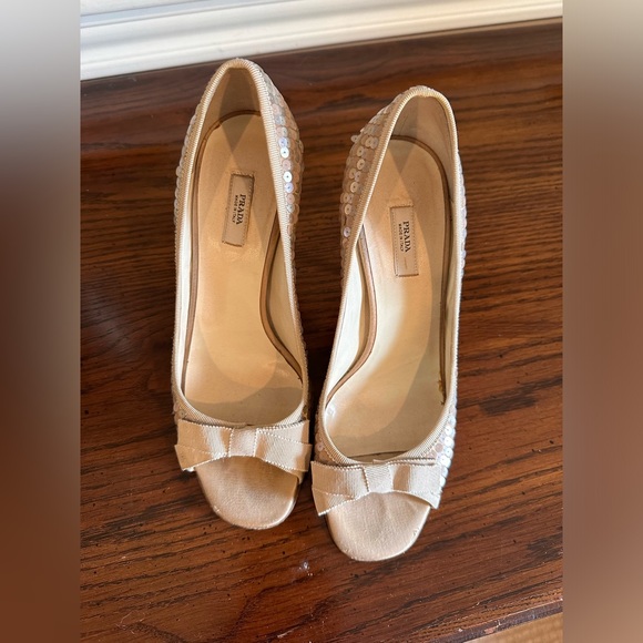 PRADA sequin peep toe neutral pumps - Picture 3 of 8